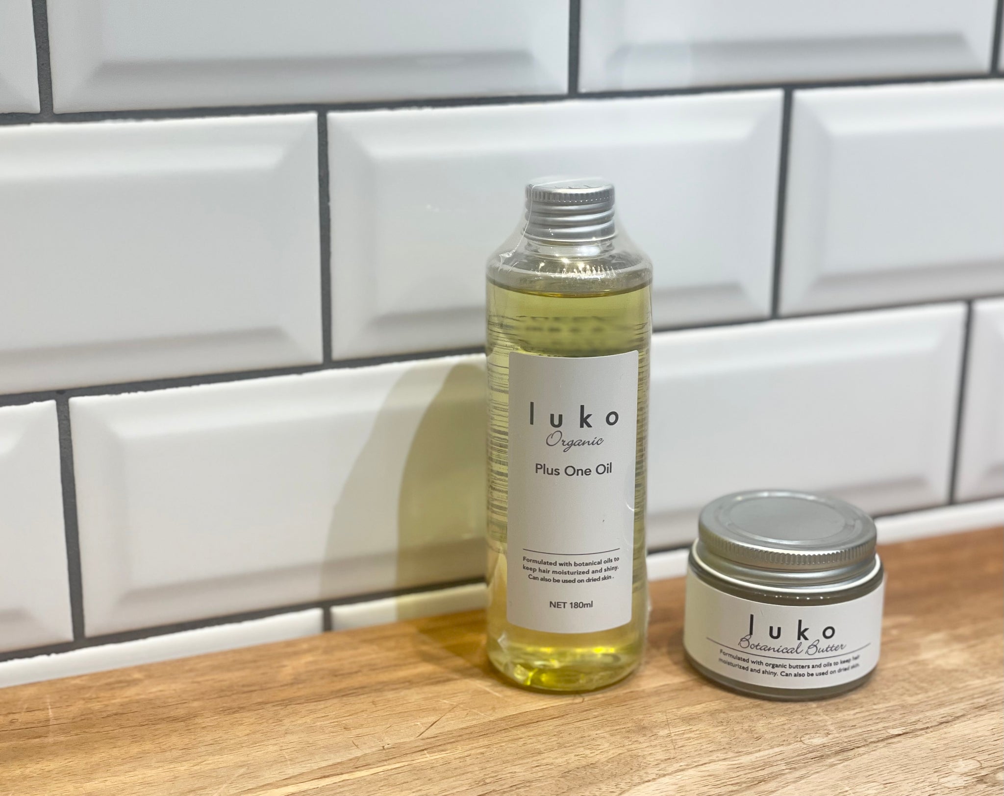 【新品未開封】luko プラスワンオイル(ヘア&全身用オイル) 3個 ルコ プラスワンオイル 180ml – lukoONLINESHOP